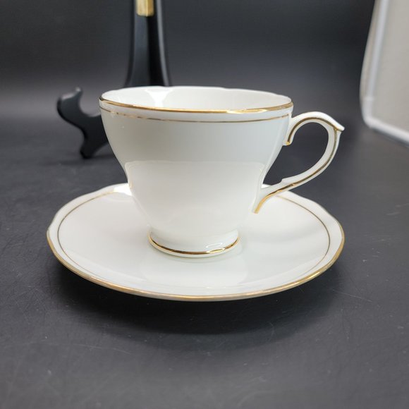 Duchess Ascot Tea Cup and Saucer Fine Bone China England BT1033 - Picture 6 of 6